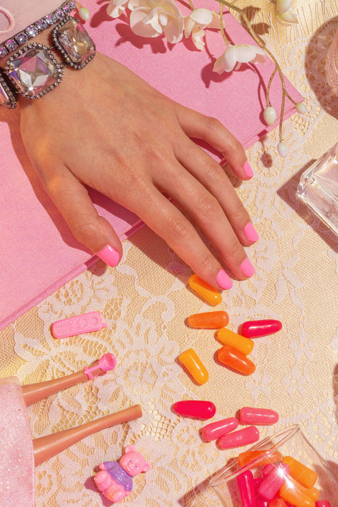 VALLEY OF THE DOLLS NAGELLAK